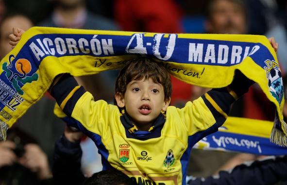 En el descuento, el conjunto alfarero pudo lograr el empate y el público local se lo agradeció con gritos de 'Olé olé'