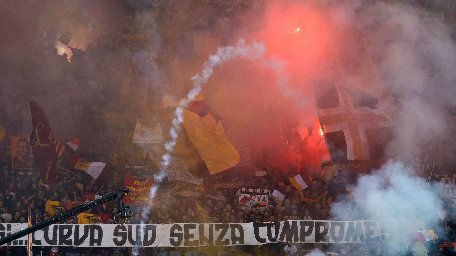 El derbi romano entre Roma y Lazio, en imágenes