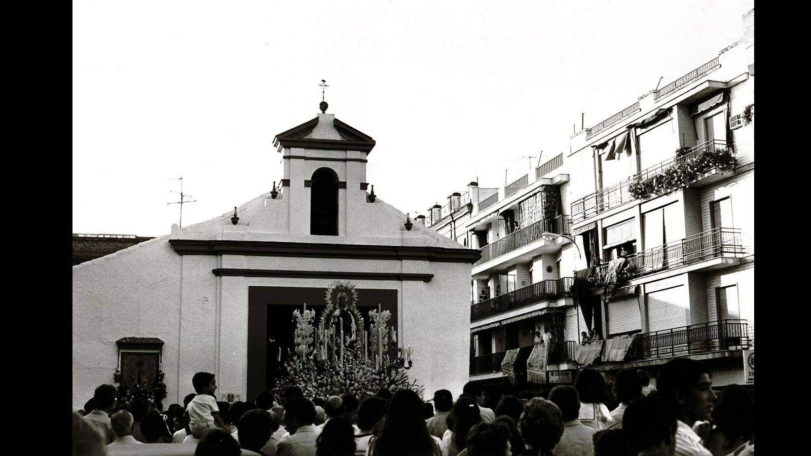 
Procesión de la Virgen del Carmen de la calle Calatrava, en 1983
