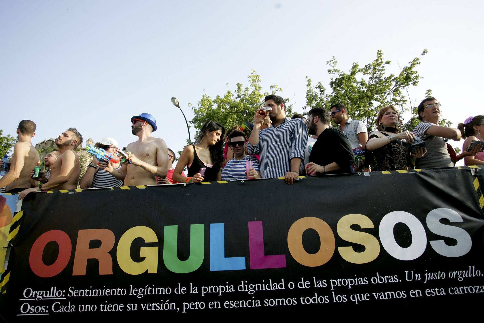 
Cabalgata con motivo del Día del Orgullo Gay por las calles de Sevilla
