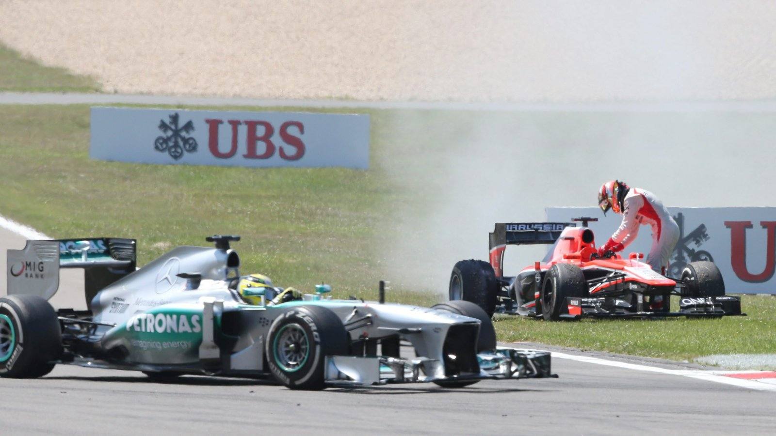 
Victoria para Sebastian Vettel, acompañado en el podio por Raikkonen y Grosjean; Fernando Alonso, cuarto
