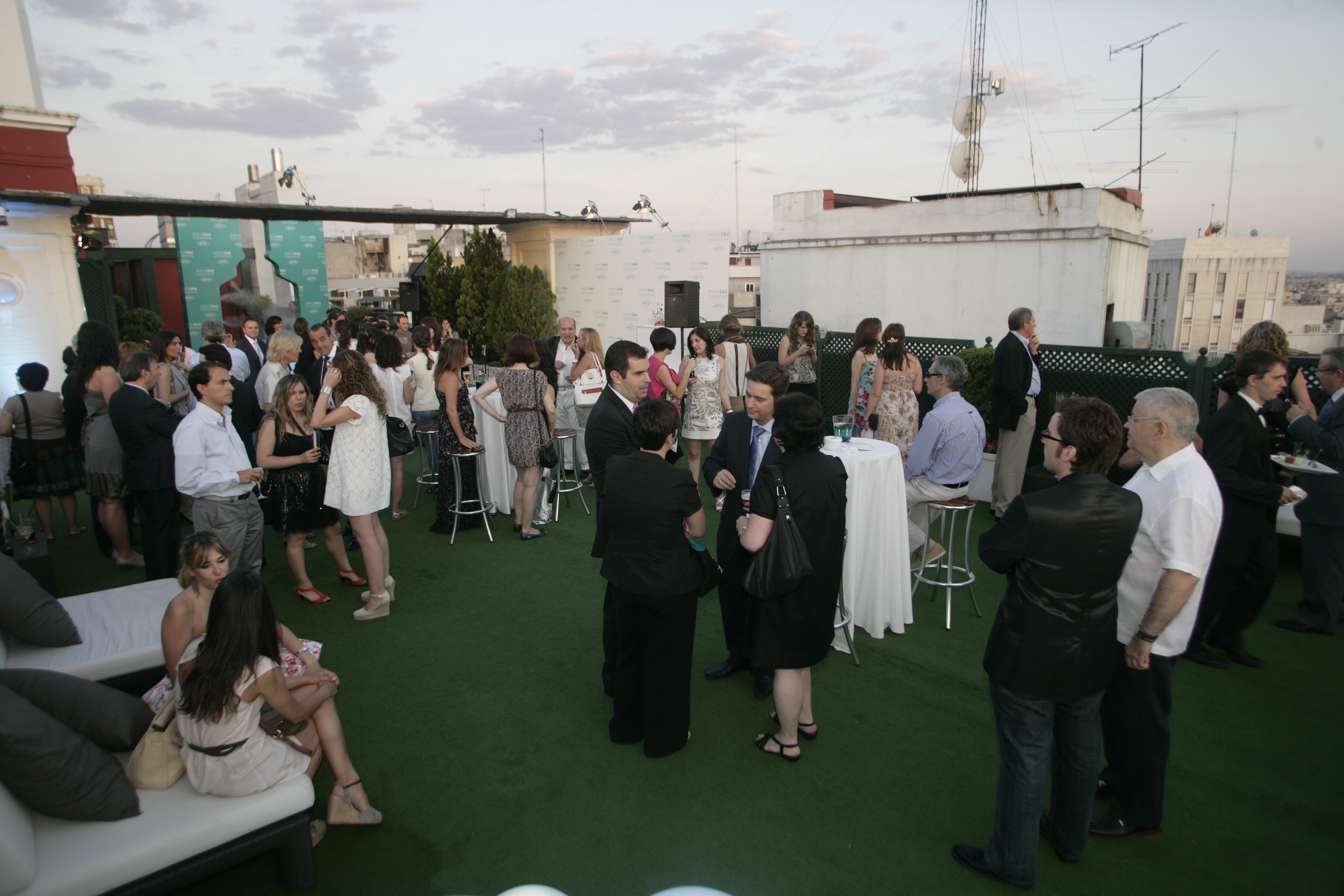 Piscina con Eau de Cologne