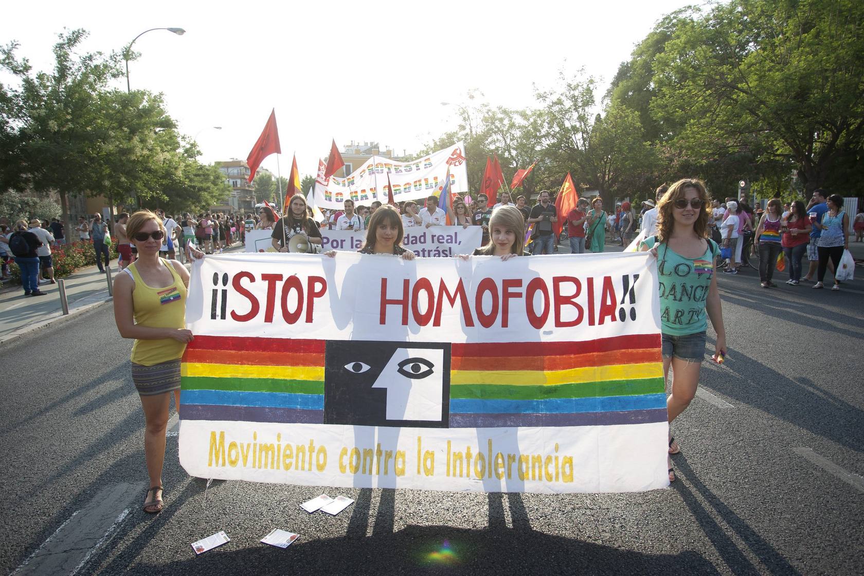 
Cabalgata con motivo del Día del Orgullo Gay por las calles de Sevilla
