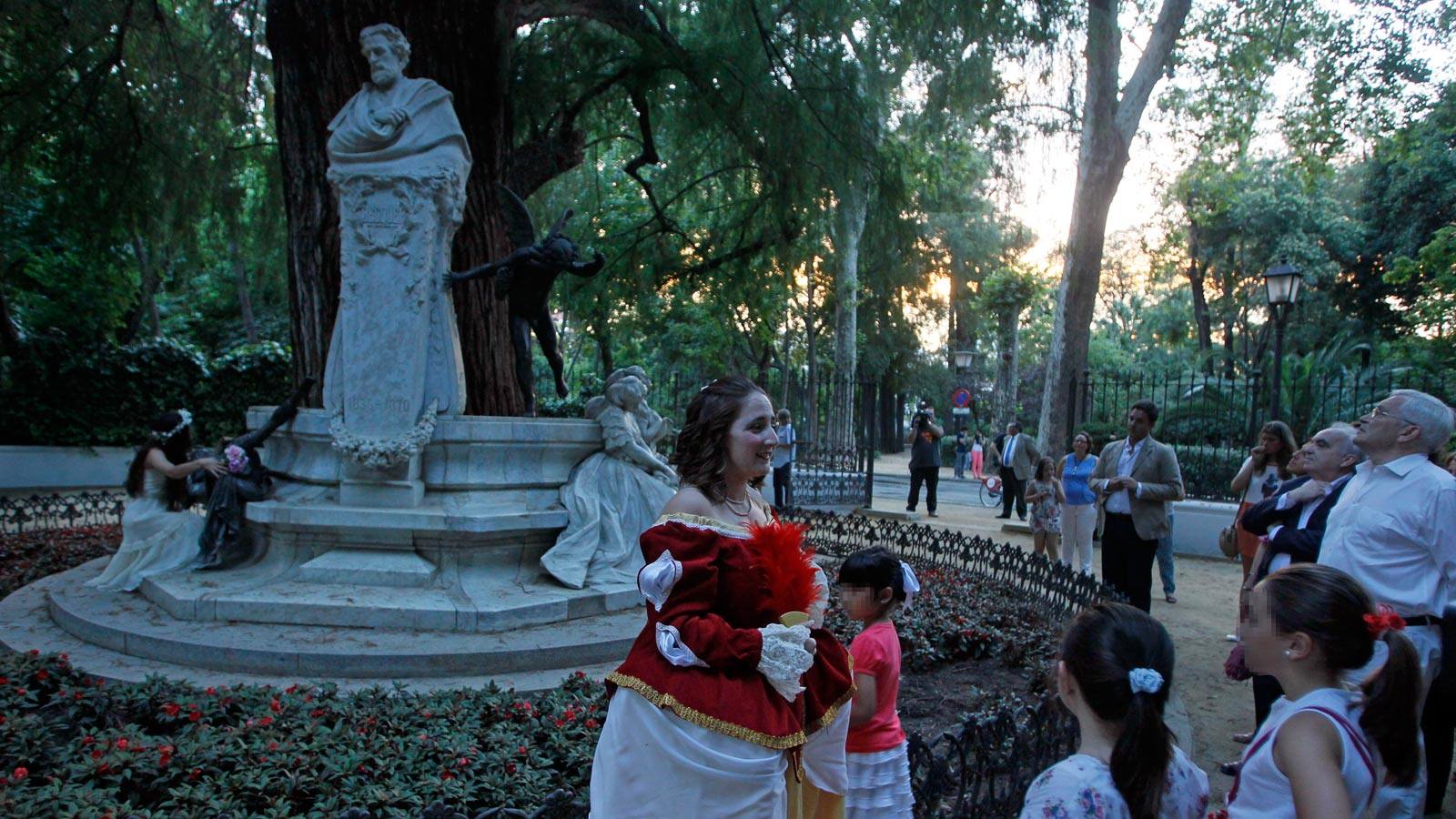 Recorrido de escenificación por el parque