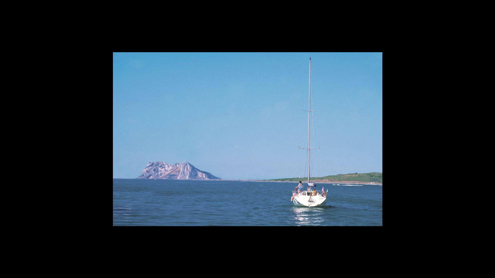 
Vistas del Peñón de Gibraltar desde las aguas de Sotogrande
