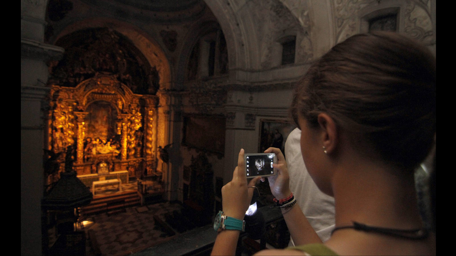 La visita pretende convertirse en una experiencia única a través del arte barroco que encierran las paredes del Hospital de la Caridad
