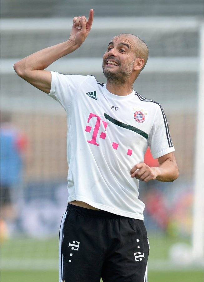
El técnico español, uno más durante los entrenamientos del club bávaro
