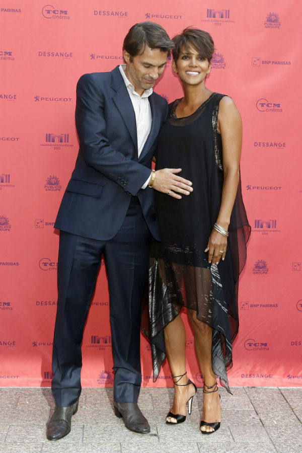 
Pese a que Halle Berry ya tiene 46 años, este embarazo la ha sentado de lujo
