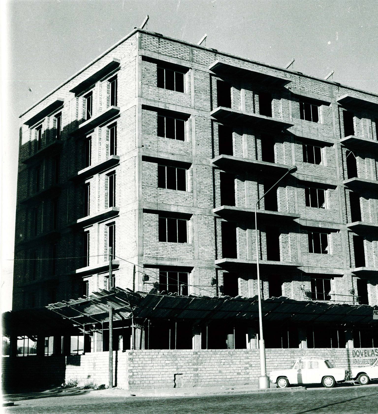 
Un edificio en construcción en Los Remedios
