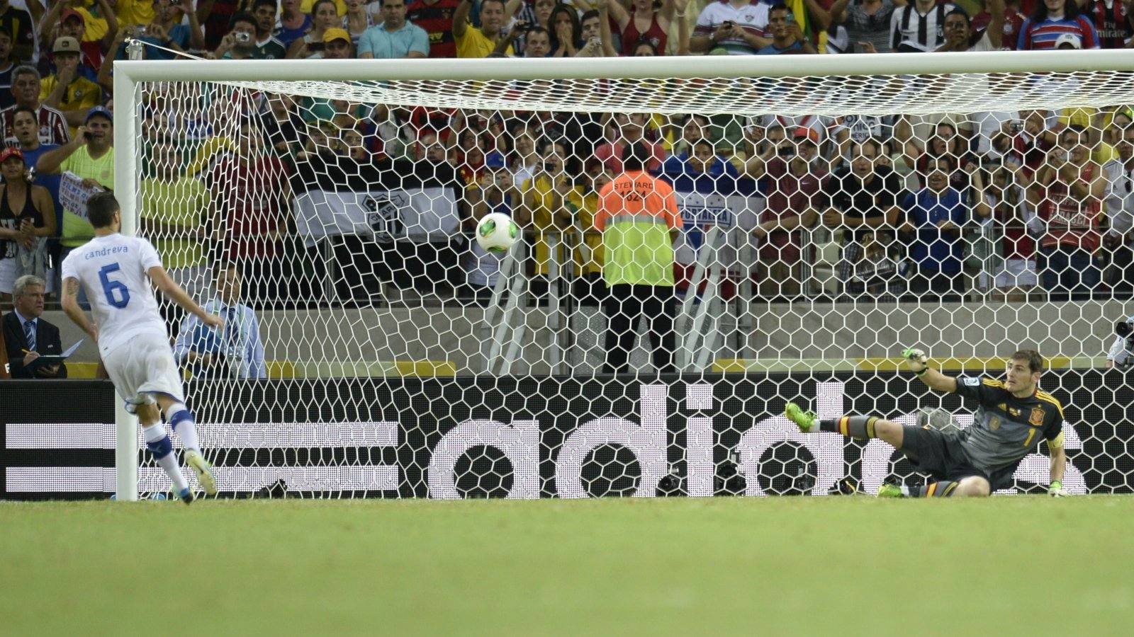 Bonucci falló el séptimo y Jesús Navas marcó el decisivo para sacar el billete a la final soñada contra Brasil en Maracaná