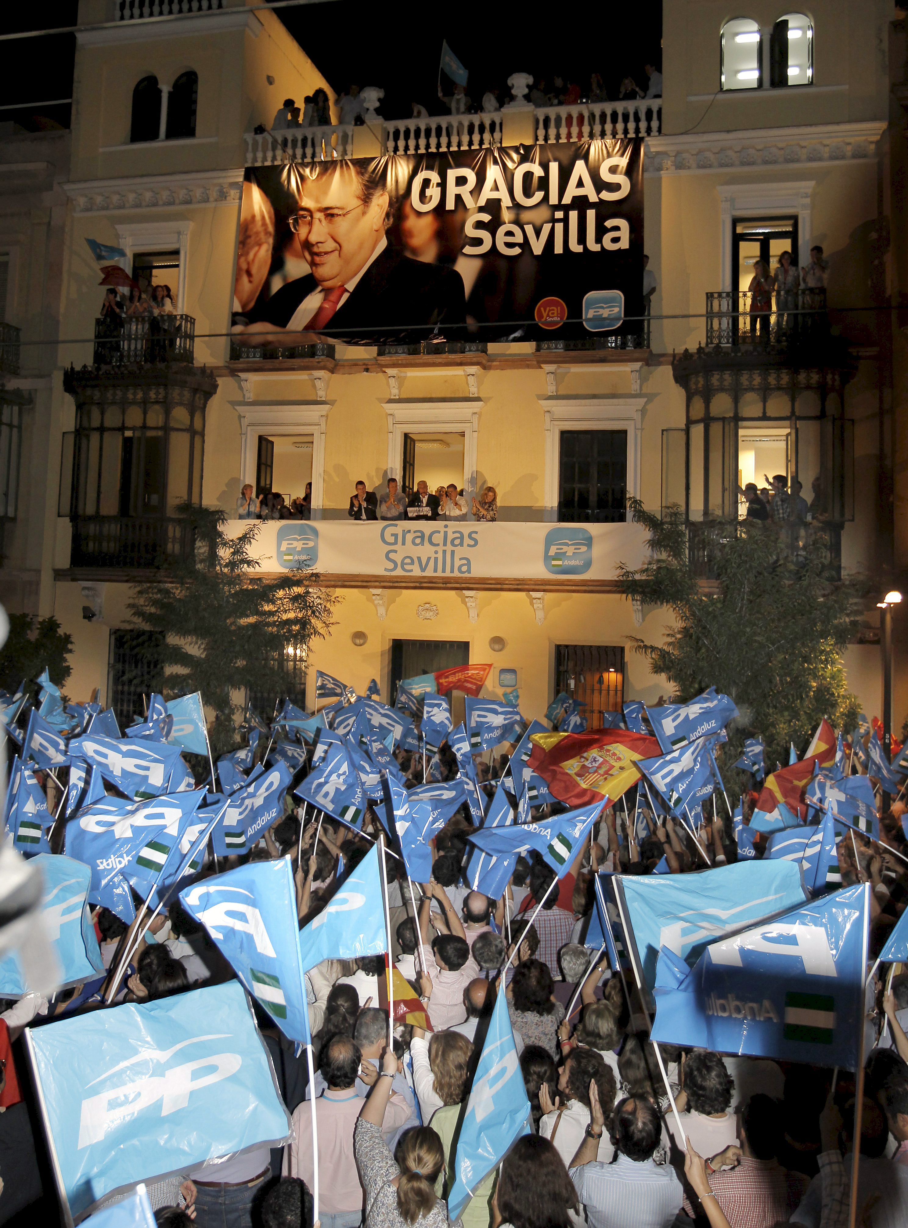 Zoido celebra su triunfo en las elecciones  municipales