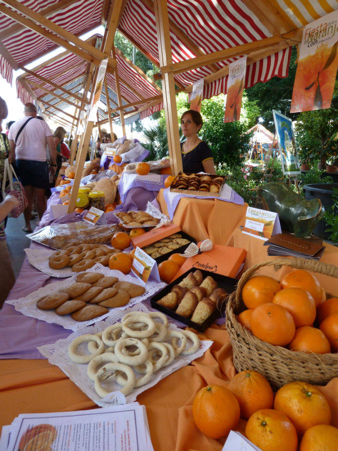 Expositores en la Fiesta de la Naranja