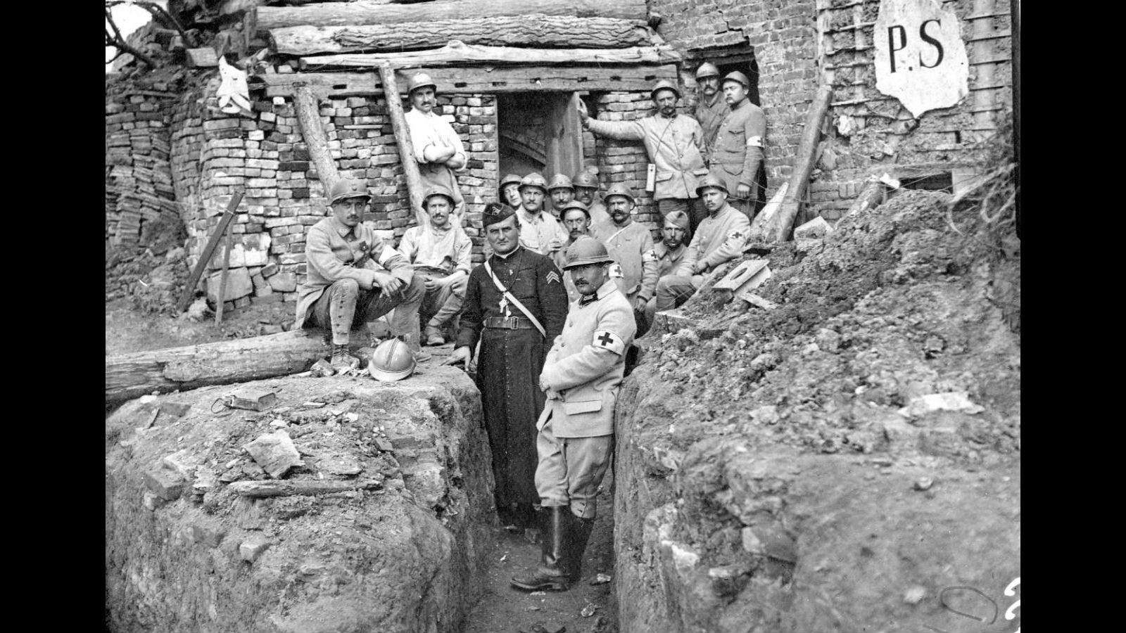 
Puesto de socorro en una línea de combate del Somme.
