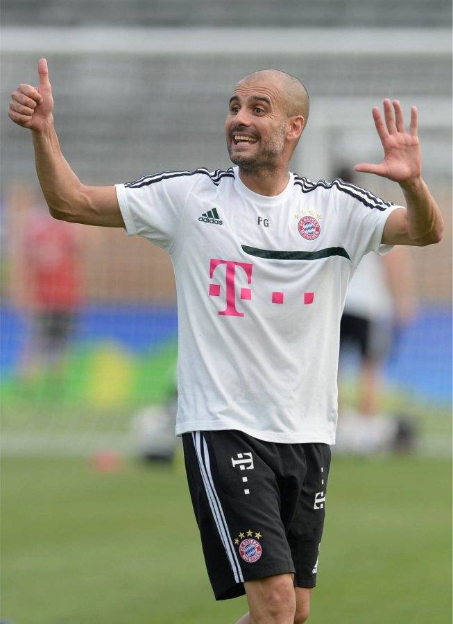 
El técnico español, uno más durante los entrenamientos del club bávaro
