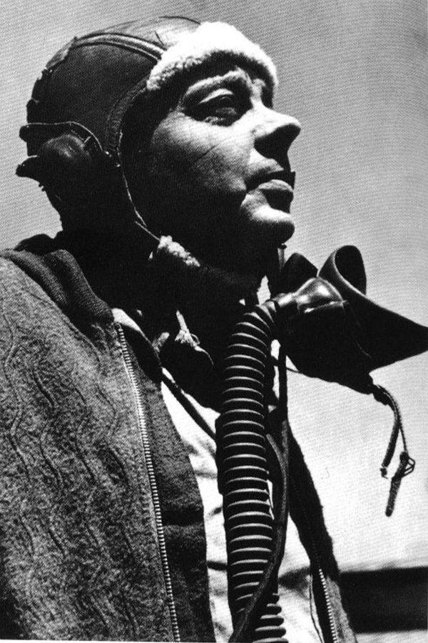 El autor de la famosa obra «El principito», que era un amante empedernido de las avionetas, nació en el seno de una familia noble de Lyon.