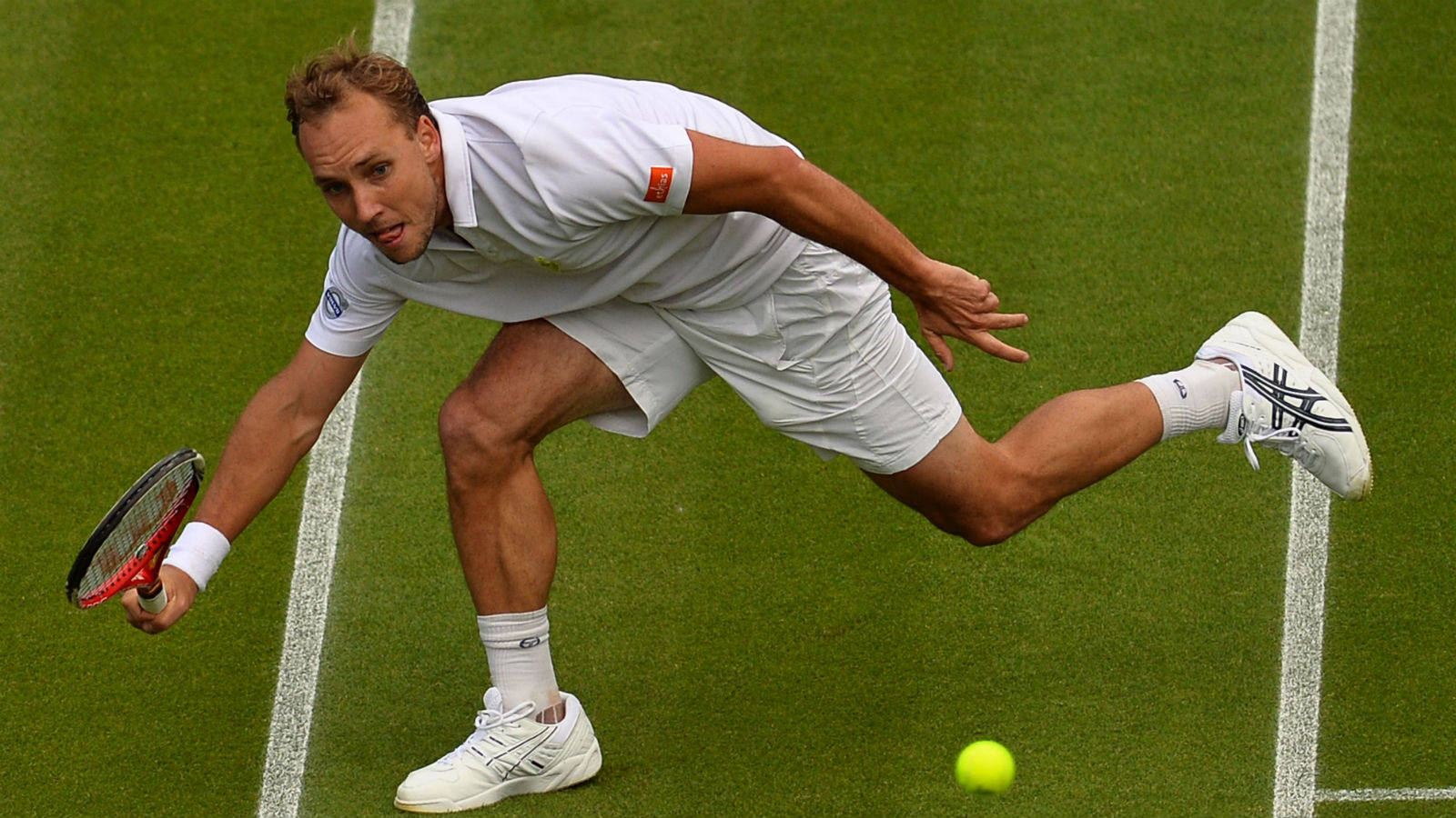 
El balear pierde ante Darcis por 7-6 (4), 7-6 (8) y 6-4, la primera derrota de su carrera en el estreno de un Grand Slam
