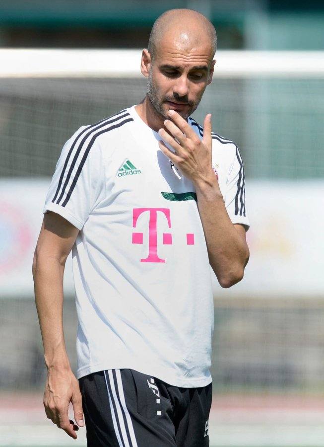 
El técnico español, uno más durante los entrenamientos del club bávaro
