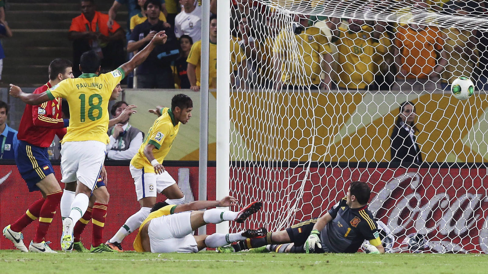 Las imágenes de la final entre Brasil y España