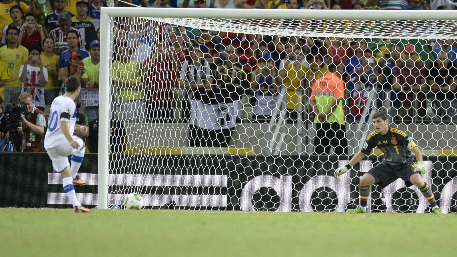 Bonucci falló el séptimo y Jesús Navas marcó el decisivo para sacar el billete a la final soñada contra Brasil en Maracaná