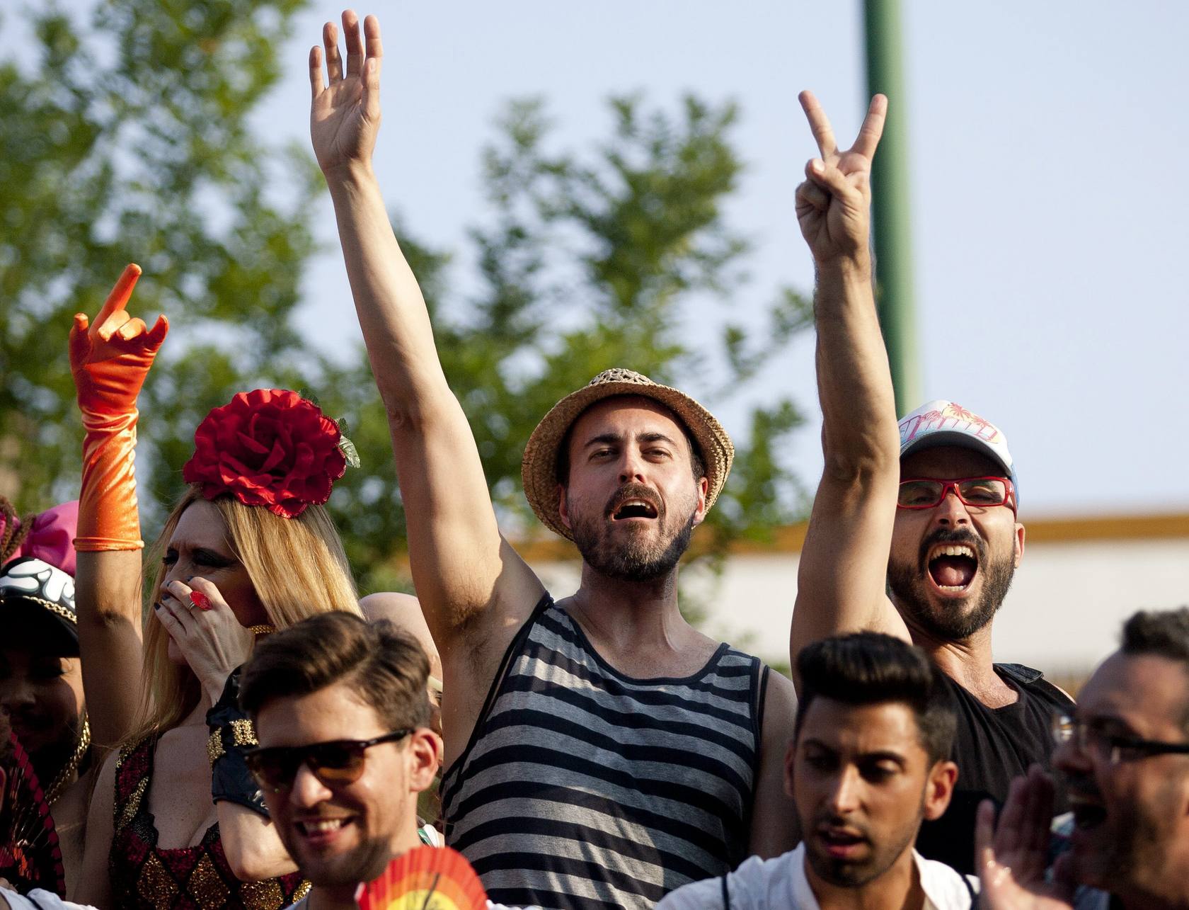 
Cabalgata con motivo del Día del Orgullo Gay por las calles de Sevilla
