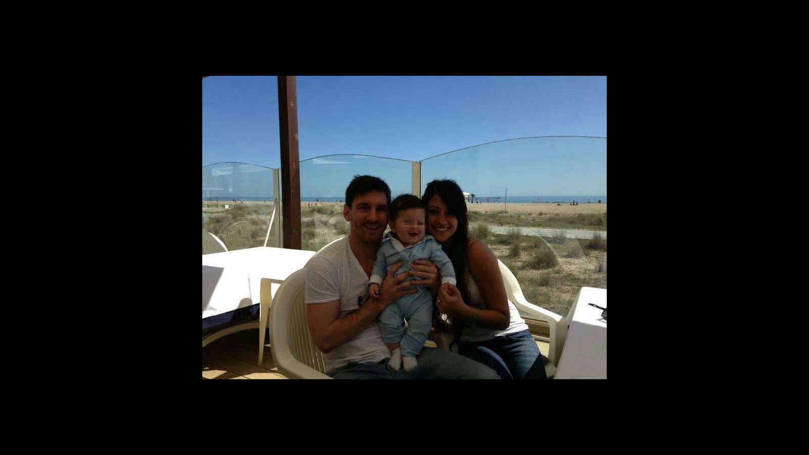 Messi y su espectacular novia, Antonella, tienen un bebe de tres meses, Thiago