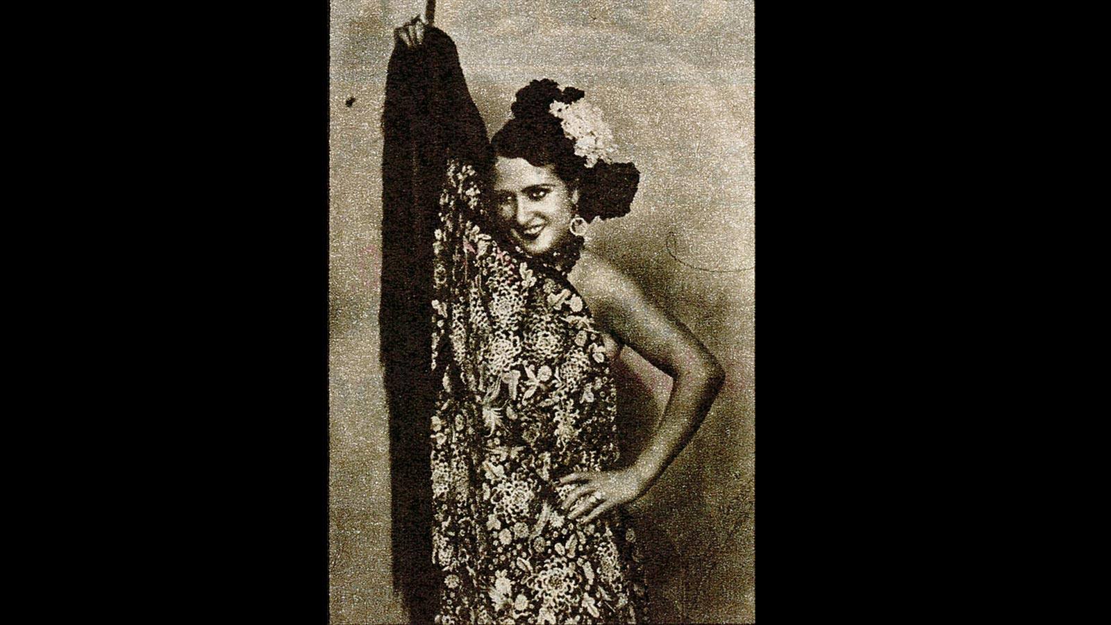 Su filmografía abarca más de cuarenta títulos, el primero de ellos «Rosario la cortijera», rodada en 1935 a las órdenes de León Artola