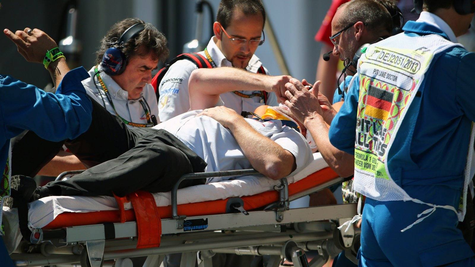 
Victoria para Sebastian Vettel, acompañado en el podio por Raikkonen y Grosjean; Fernando Alonso, cuarto
