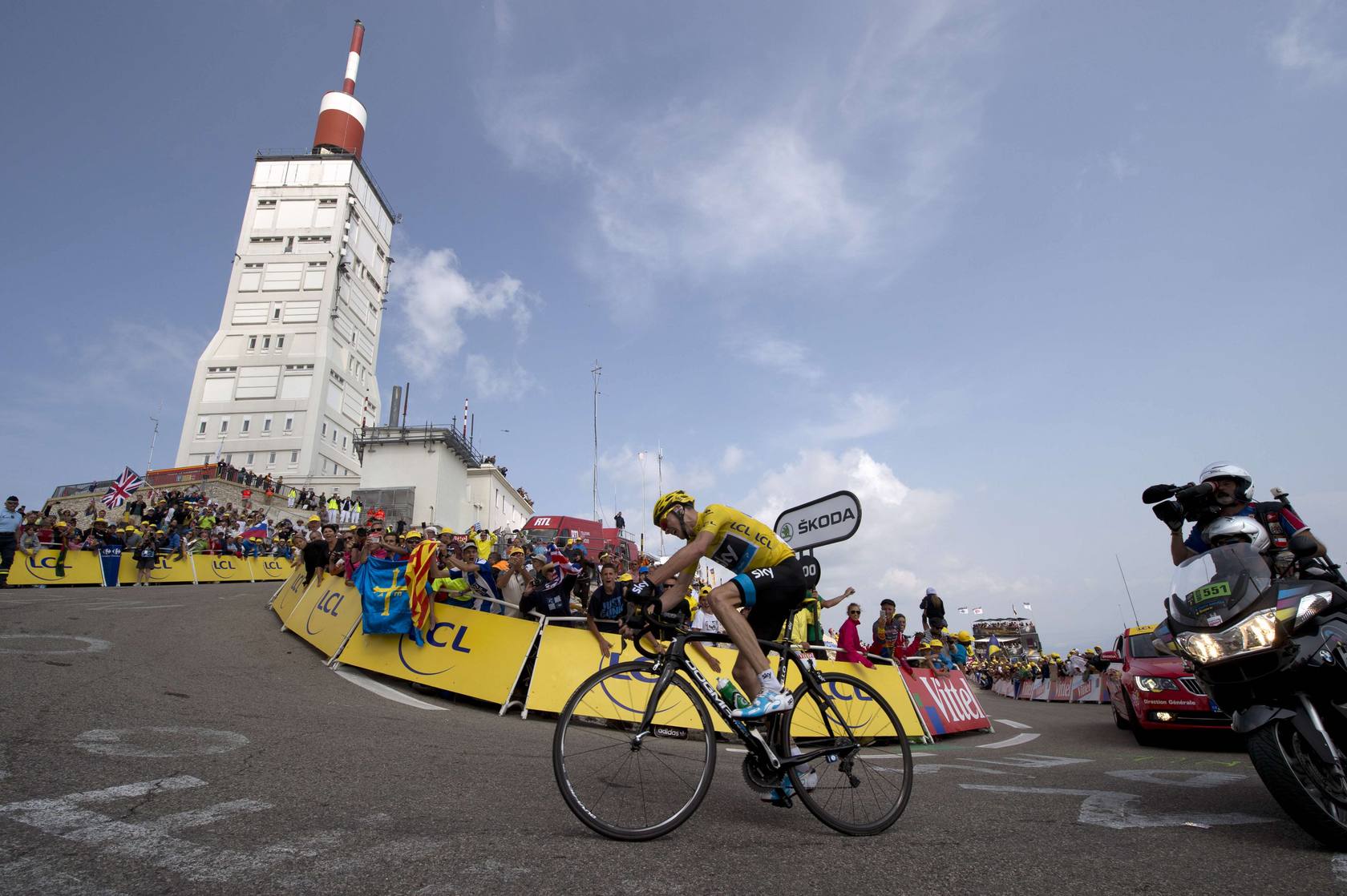La subida al Mont Ventoux ha dejado algunas imágenes espectaculares