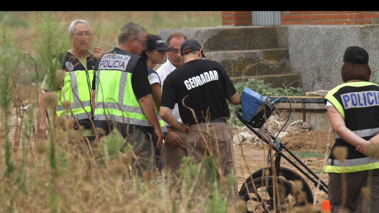 Las tareas de búsqueda de Marta del Castillo se reanudan en la finca de Majaloba, en La Rinconada, utilizando la técnica del georradar