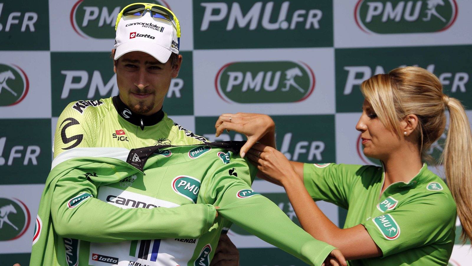 
Tony Martin se lleva la victoria de etapa y Froome asesta otra puñalada a la general
