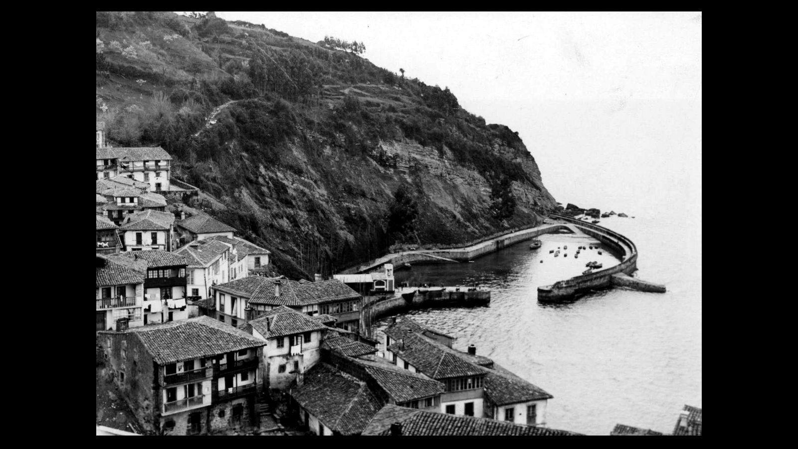 Vista del puerto en una instantánea de 1936