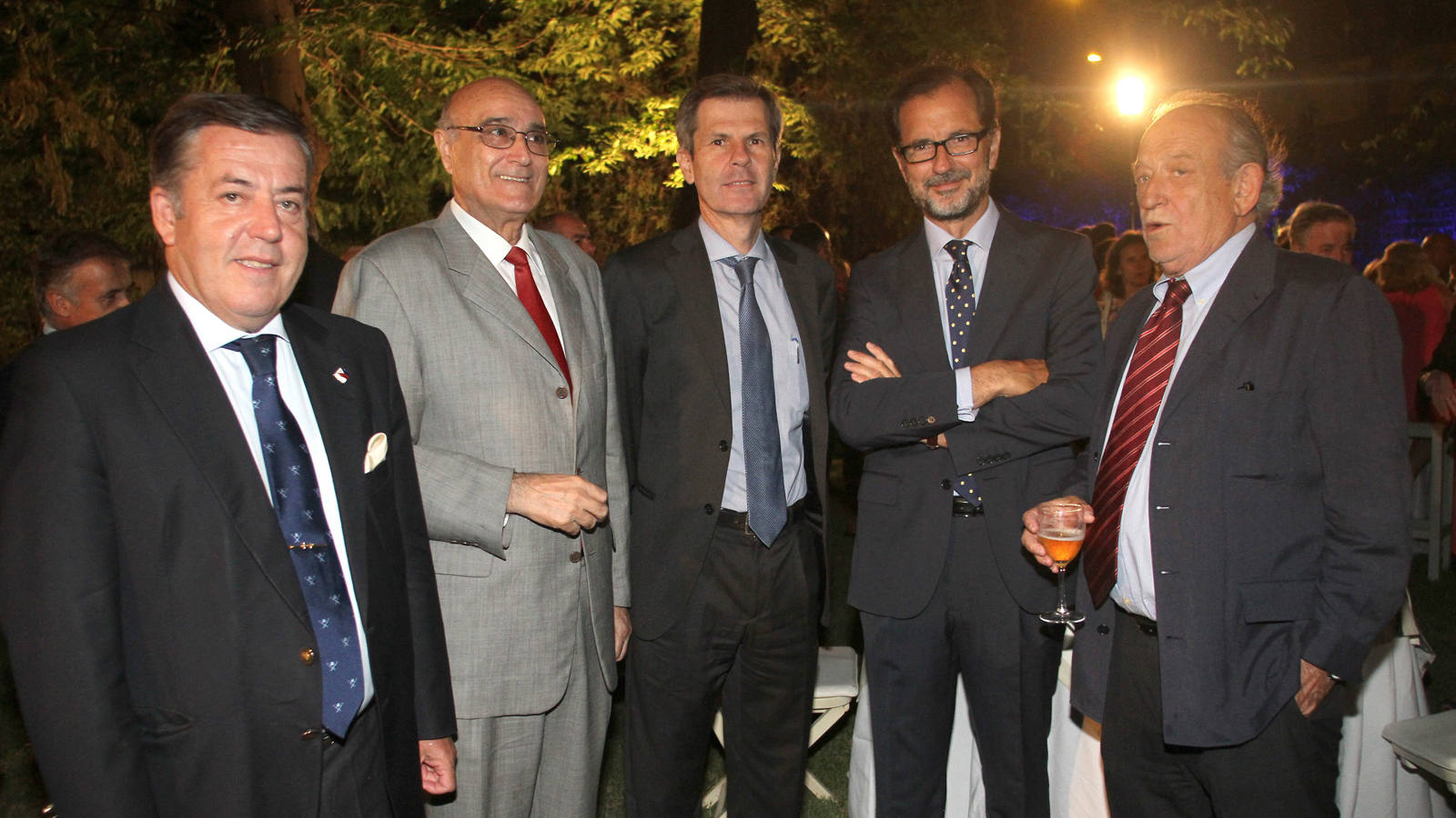 
En la entrega del galardón se dieron cita representantes de la política, judicatura, fiscales, notarios, abogados y procuradores
